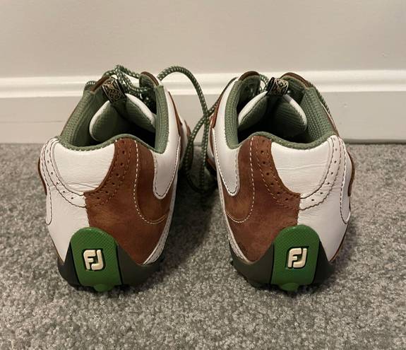 FootJoy womens  cleated golf shoes