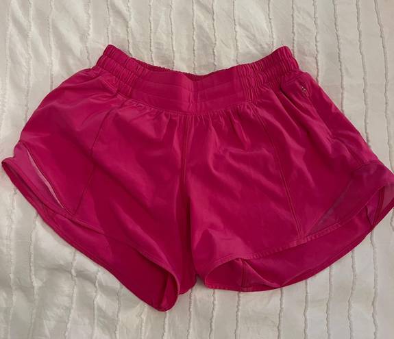 Lululemon Hotty Hot Short 2.5”