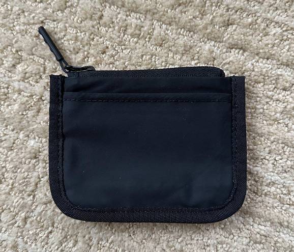 Lululemon true identity card case black