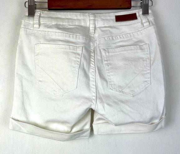 Chip & Pepper White Malibu Mid-rise Denim Shorts Size 27