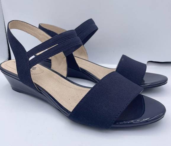 Life Stride wedge sandals navy blue women Size 7 1/2M