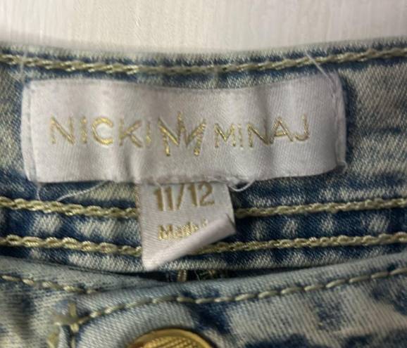 Nicki Minaj  Light Wash Distressed Blue Jeans Womens 11/12 Barbz