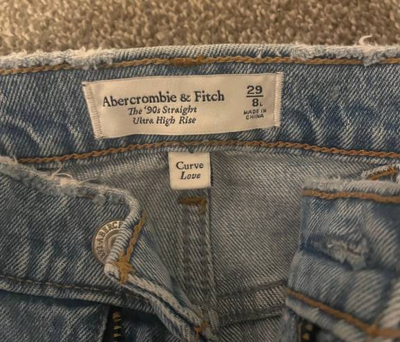 Abercrombie & Fitch Curve Love 90s Straight Ultra High Rise Jeans