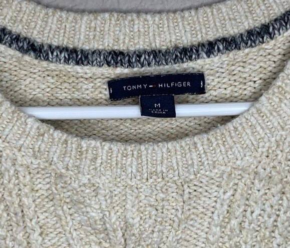 Tommy Hilfiger  neutral chunky knit crewneck sweater women’s size medium