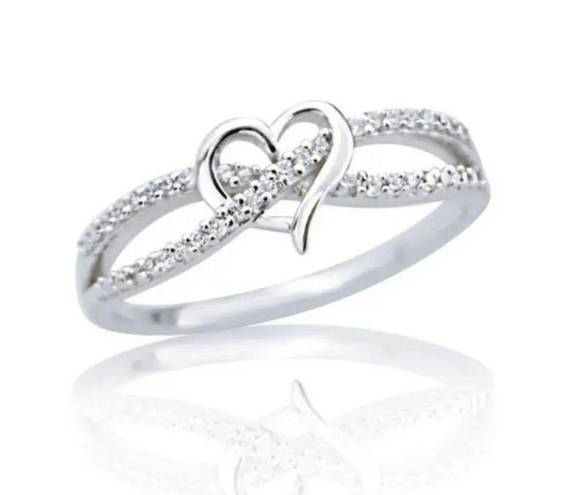 infinity  Heart Ring. Size 7