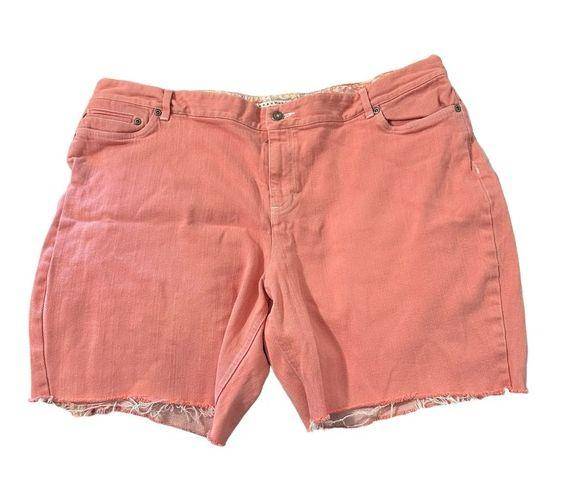 Liz Claiborne Crazy Horse women's size 18 pink jean shorts