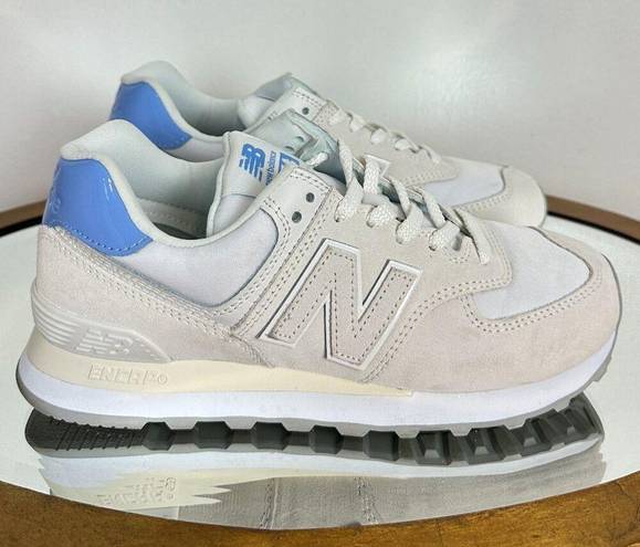 New Balance  574 Sneaker (Women) in Spring Sky Size US 7.5