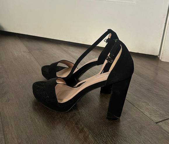 Black High Heels Size 7.5