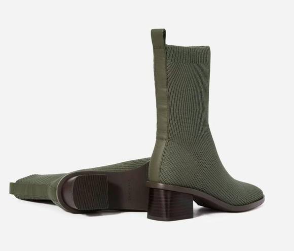 Everlane  The High-Ankle Glove Boots in ReKnit Caper Green 9 New Womens Booties