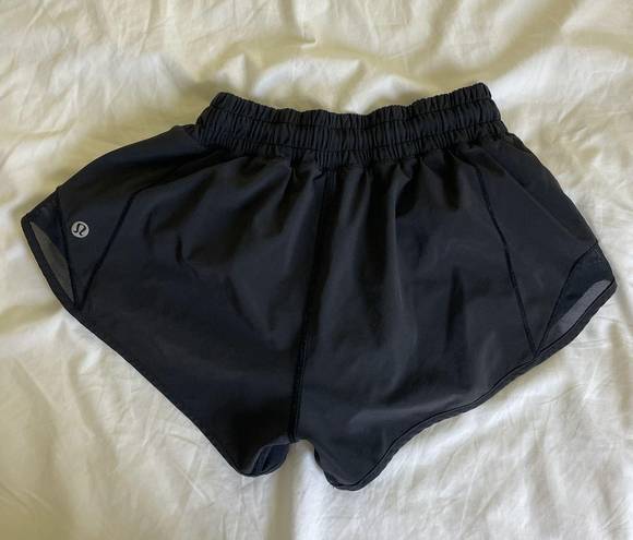 Lululemon Hotty Hot Short 2.5”