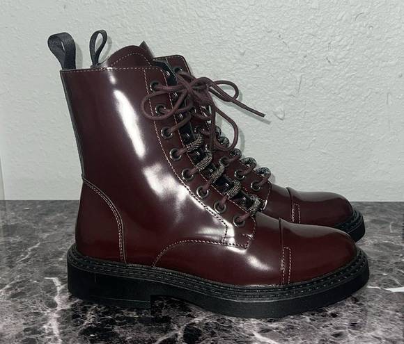 DKNY NWOT  Malaya Lace-Up Combat Booties Size: 7.5 US