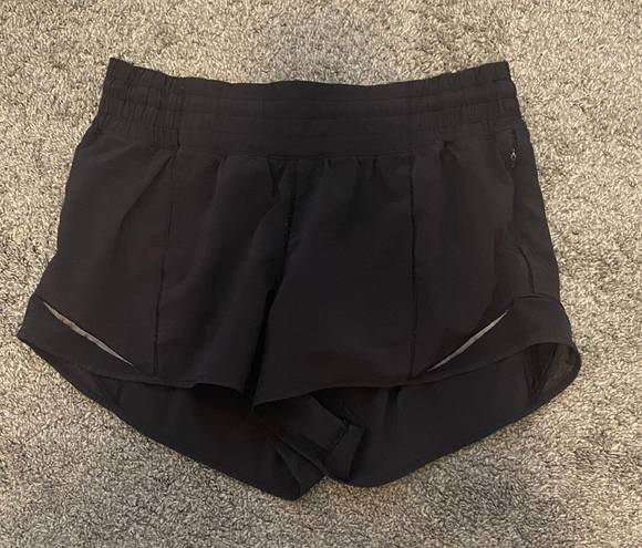 Lululemon Hotty Hot Short High-Rise 2.5”