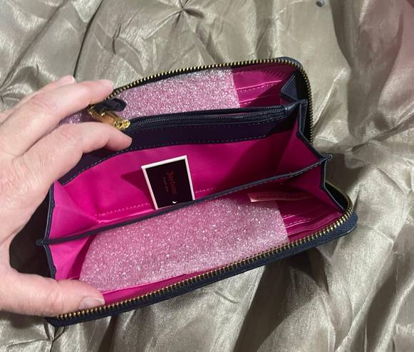 Juicy Couture Nwt  wallet $128