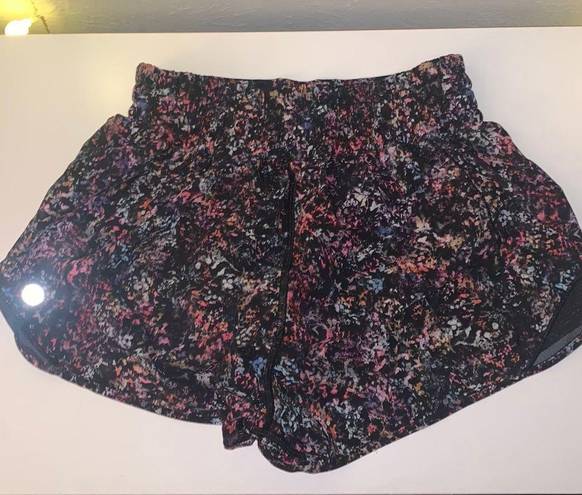 Lululemon Hotty Hot Short 2.5”