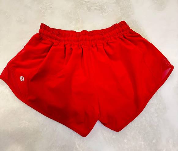 Lululemon Hotty Hot Short 2.5”