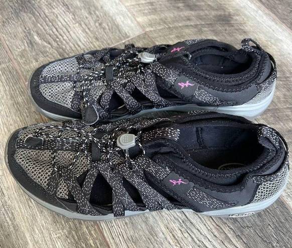 Chacos Chaco Women's Outcross Evo 1 Hiking Shoe Size 10 Black Grey Pink