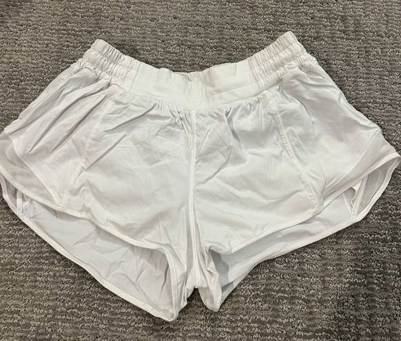 Lululemon Hotty Hot Short 2.5”