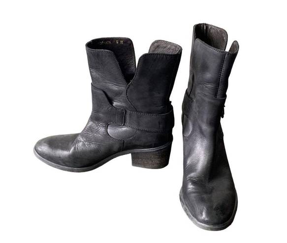 Donald Pliner  Black Leather Moto Boot Size 5