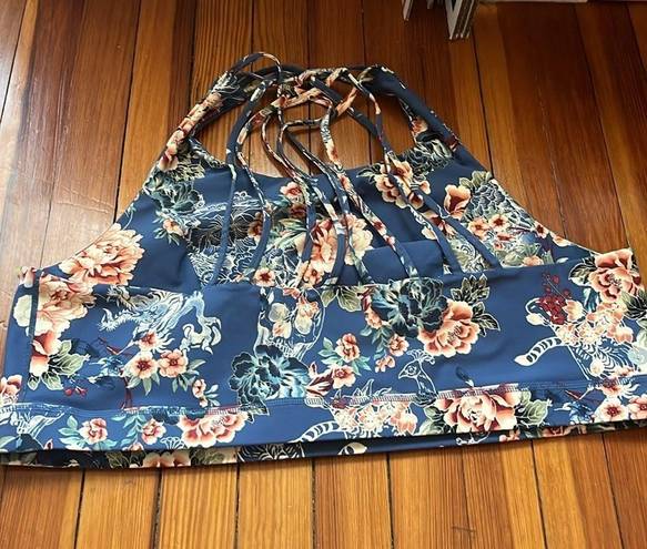 Torrid Active Low-Impact Wireless Strappy Back Sports Bra Blue Floral Sz 5