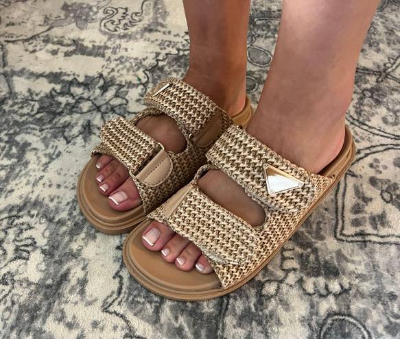 Woven Sandals Size 7