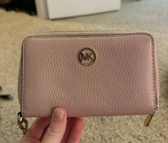 Michael Kors Wristlet