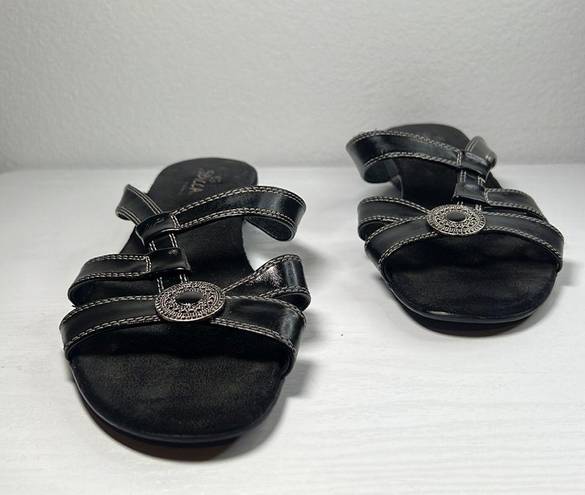 sbicca Womens Black  Sandals Sz 8.5