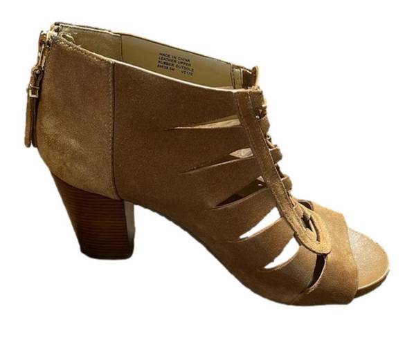 Michael Kors  Elsie Cutout Lace Up Bootie Size 8M