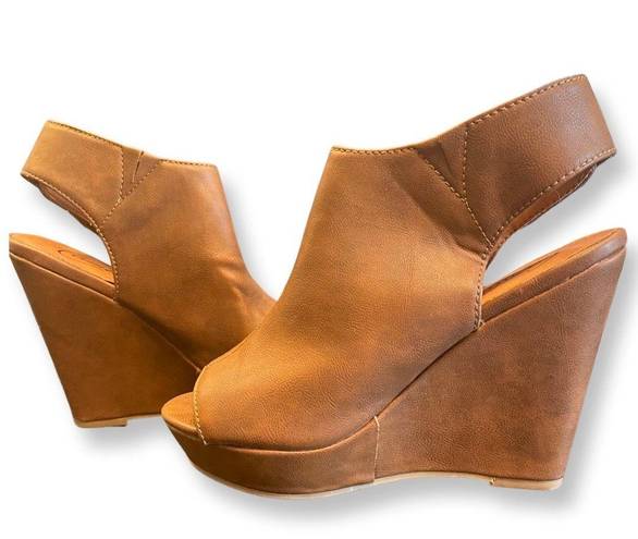 Candie's  Kacki Wedges