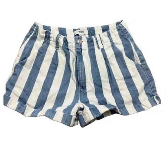 Forever 21  striped shorts