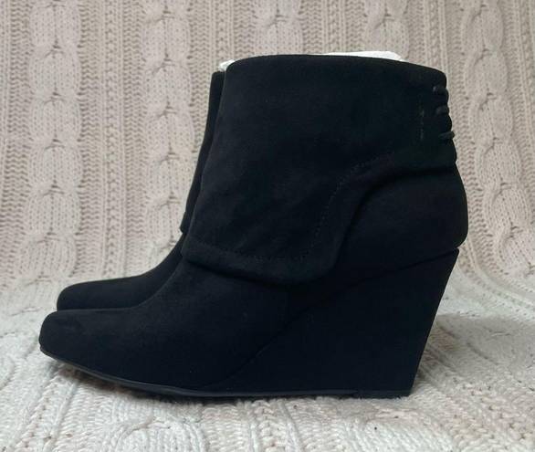 Jessica Simpson  REACA Women Pointed Toe Suede Wedge Bootie In Black