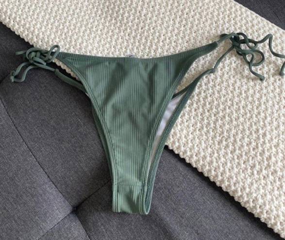 Ribbed Cheeky Bikini Bottoms Green Size M