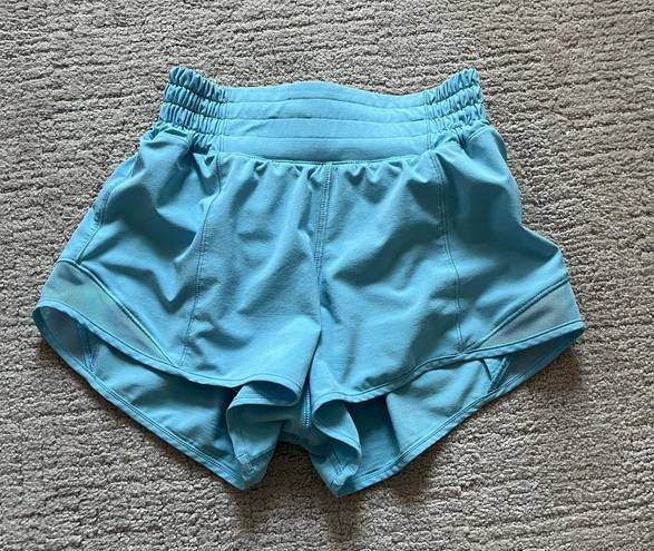 Lululemon Hotty Hot Short 2.5”