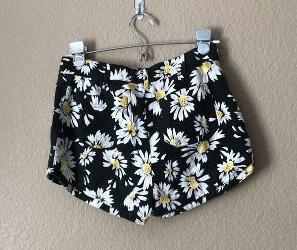 Daisy DV by dolce vita Cruz short in  print