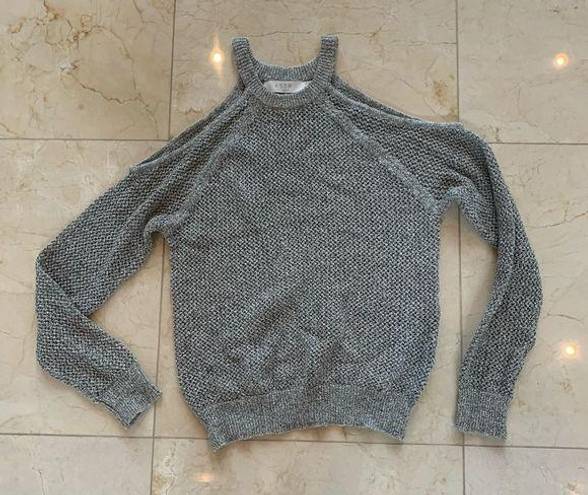 ASTR  The Label Knit Sweater Sz Small Gray/White
