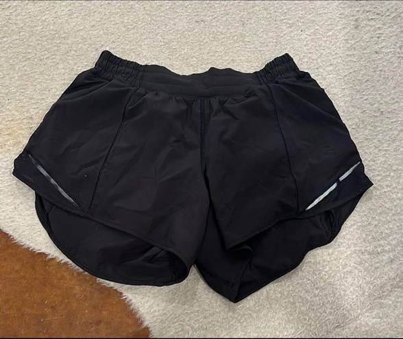 Lululemon Hotty Hot Shorts Low Rise 4” Black