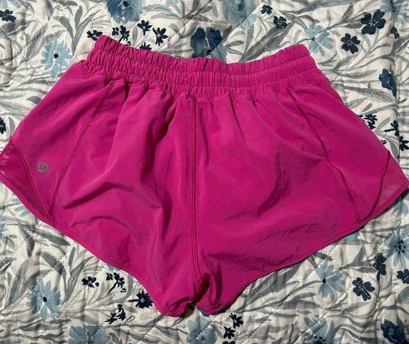 Lululemon Hotty Hot Short 2.5”