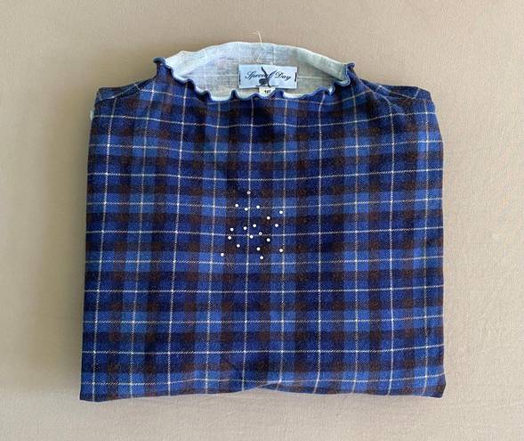 Edge Vintage Plaid Lettuce  Top