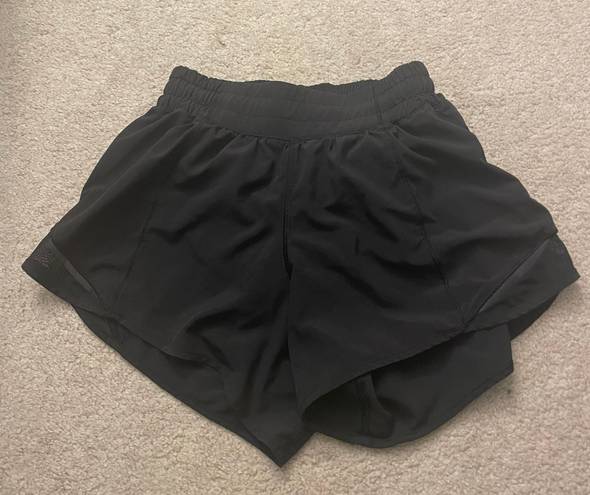 Lululemon Hotty Hot Shorts 4”