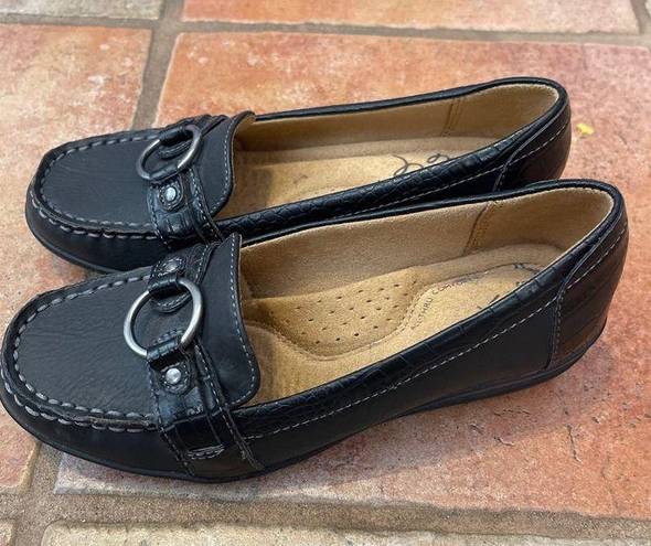 Natural Soul  all thru comfort loafer size 6