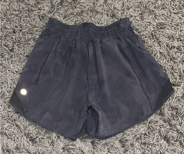 Lululemon  hotty hot shorts