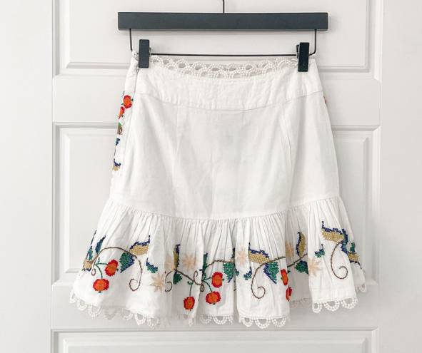 Farm Rio NWT  Pitanga Embroidery Mini Skirt