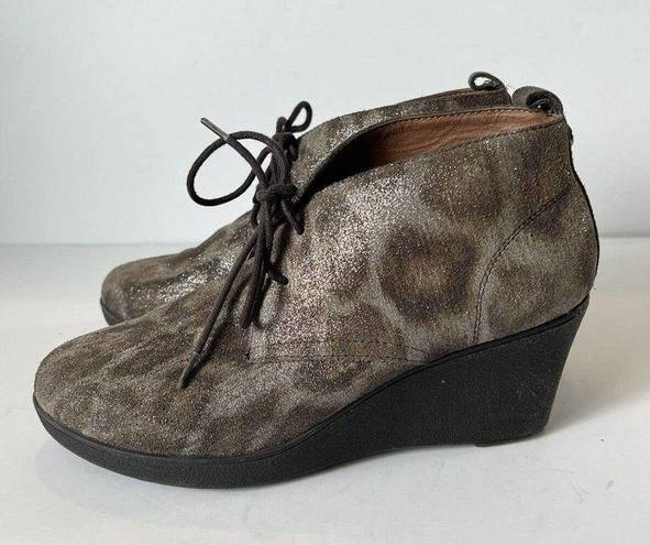 Donald Pliner  Nakka Suede Animal Print Wedge Boots Size 8