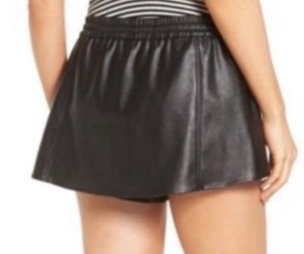 BLANK NYC ⭐️  chic on trend sporty with a hint of sexy skort