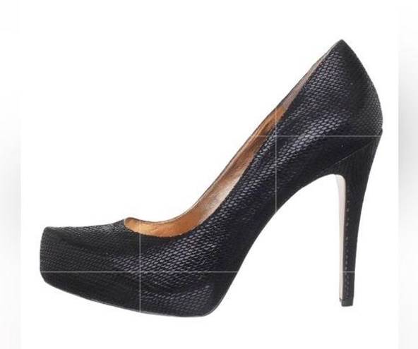 Bebe  Black Leather Platform Pumps(Size 7B)