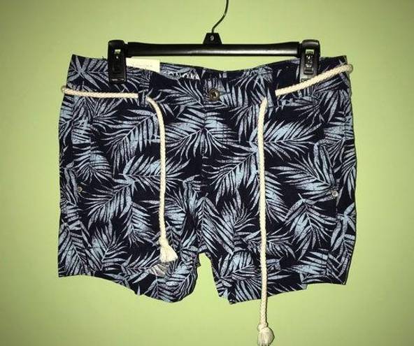 Sonoma  Mid Rise Stretch Shorts