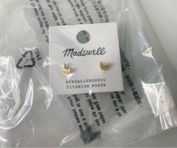 Madewell NWT  Dotted Moon Stud Earrings Vintage Gold