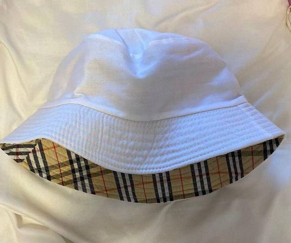 Reversible Bucket Hat White