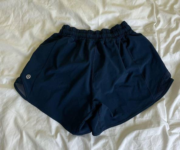 Lululemon Hotty Hot Shorts 4”