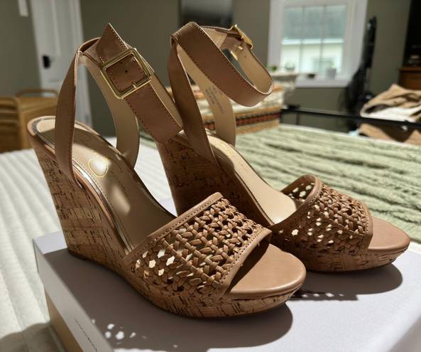 Jessica Simpson Nude Wedges