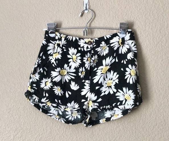 Daisy DV by dolce vita Cruz short in  print